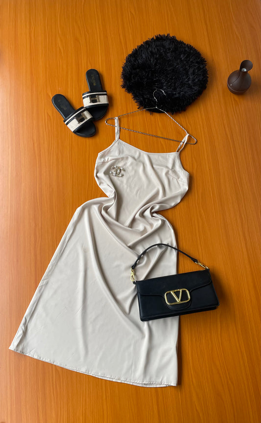 Robe longue a Fines Bretelles